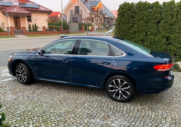 Volkswagen Passat cena 75000 przebieg: 8000, rok produkcji 2021 z Śrem małe 191